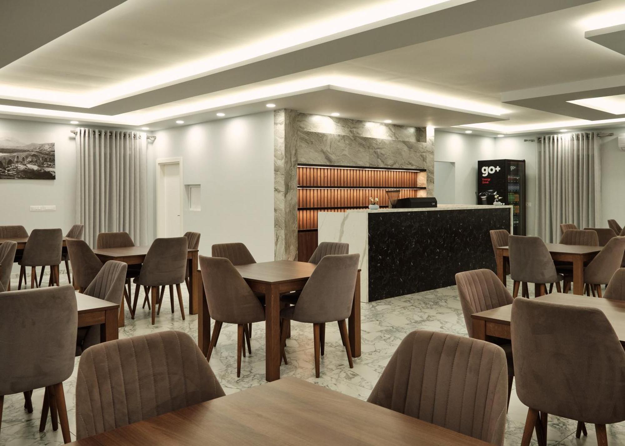 Montflux Hotel Boks Экстерьер фото