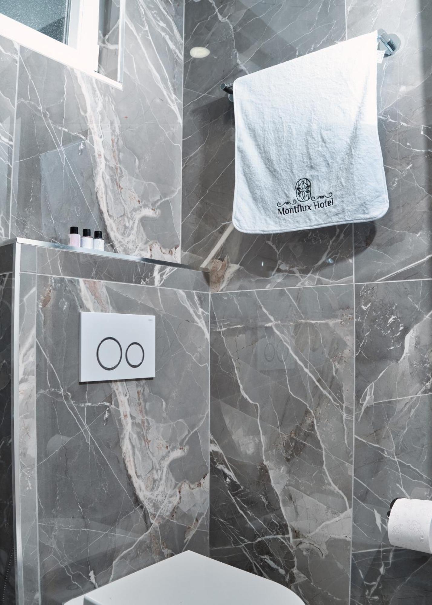 Montflux Hotel Boks Экстерьер фото